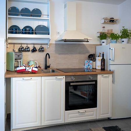 Apartment Montona Пула Екстериор снимка